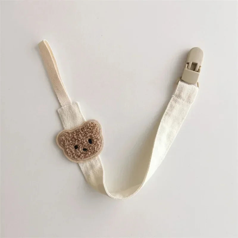YIYUEQIANLI x ALYAR “Little Bear Charm” Cotton Pacifier Clip & Holder – Anti-Drop Chain for Newborns & Toddlers